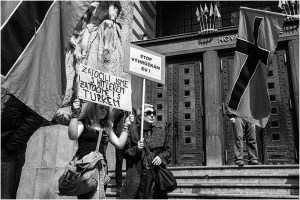 Prague street photo - 1. Máj - Mariánské náměstí